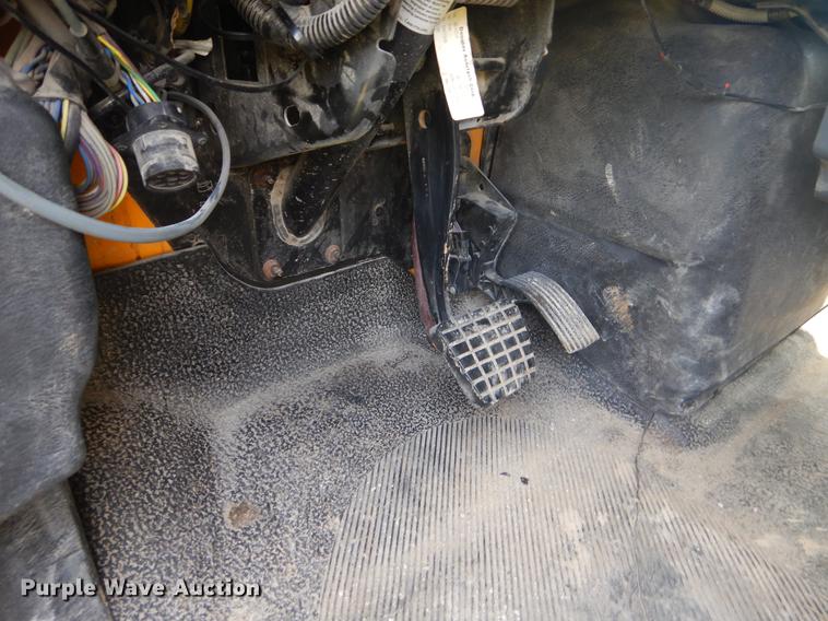 image for item EK9531 2005 International 4300 dump truck