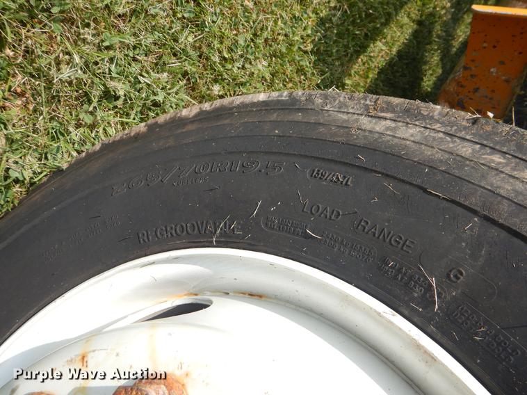 image for item EK9531 2005 International 4300 dump truck