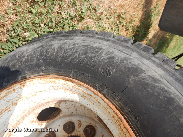 image for item EK9531 2005 International 4300 dump truck