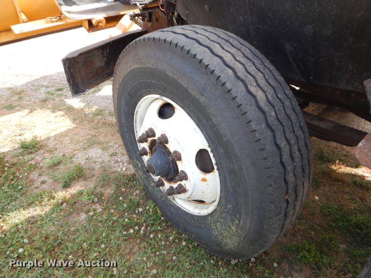 image for item EK9532 2002 International 2554 dump truck