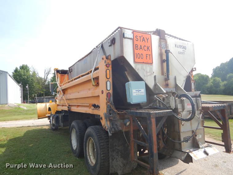 image for item EK9532 2002 International 2554 dump truck