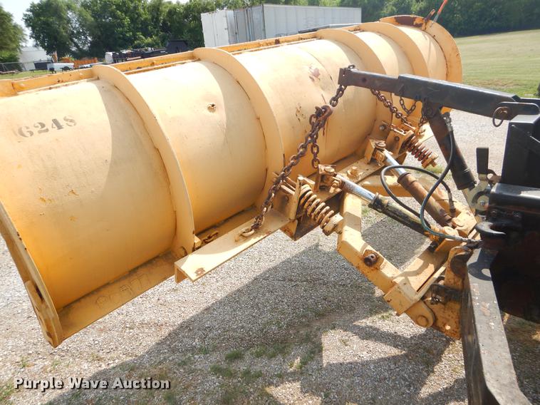 image for item EK9532 2002 International 2554 dump truck