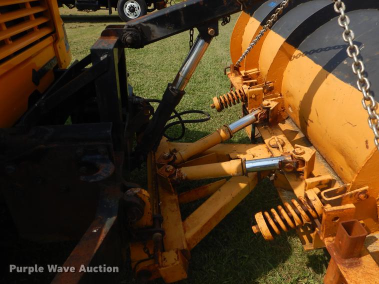 image for item EK9533 2002 International 4900 dump truck