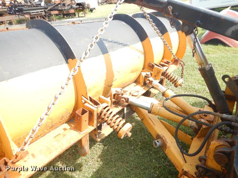 image for item EK9533 2002 International 4900 dump truck