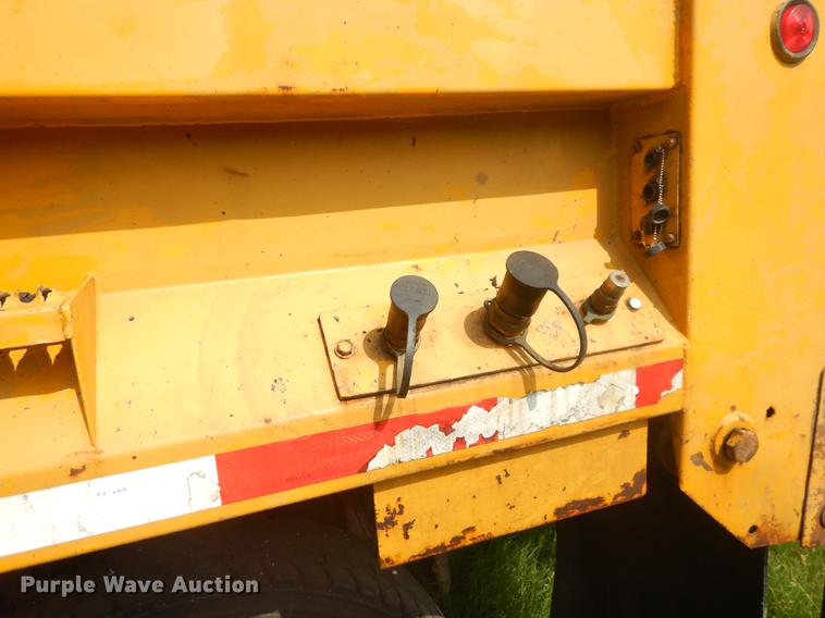 image for item EK9536 2002 International 2554 dump truck