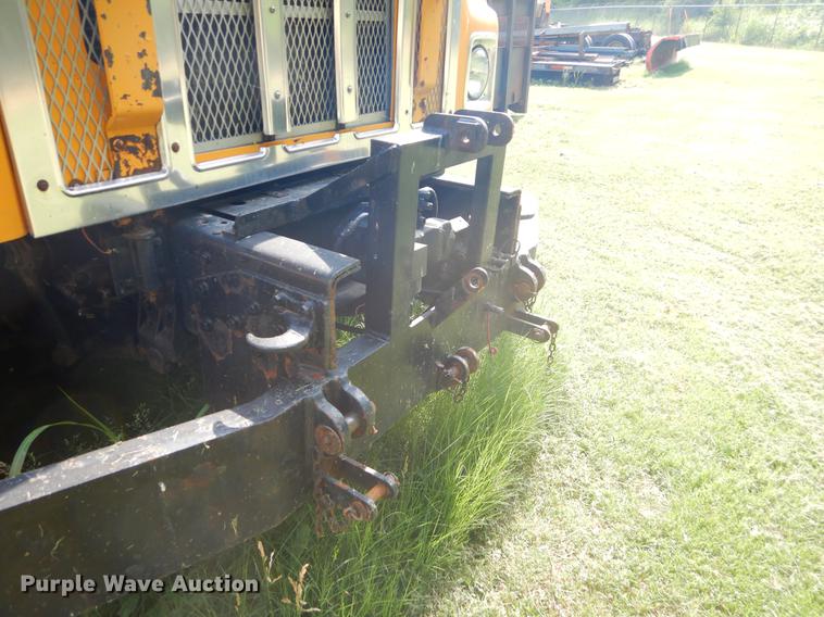 image for item EK9536 2002 International 2554 dump truck