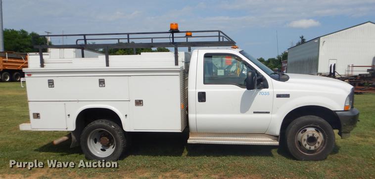 image for item EK9540 2002 Ford F550 utility truck