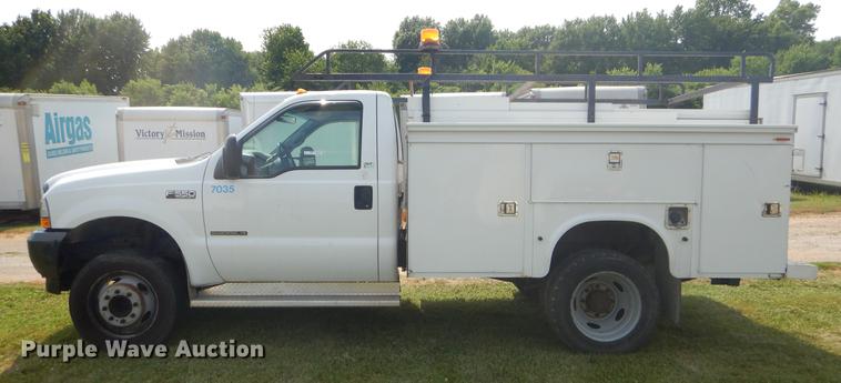 image for item EK9540 2002 Ford F550 utility truck