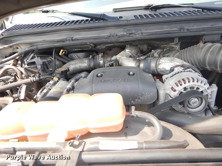 image for item EK9540 2002 Ford F550 utility truck