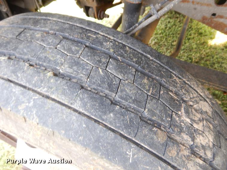 image for item EK9540 2002 Ford F550 utility truck