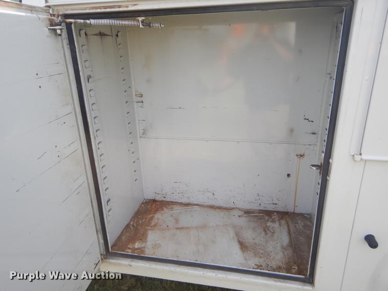 image for item EK9540 2002 Ford F550 utility truck