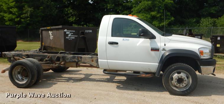 image for item EK9542 2008 Dodge Ram 4500 truck cab and chassis