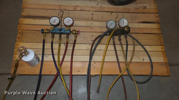 image for item ER9522 Robinair 92500 transmission fluid exchange machine