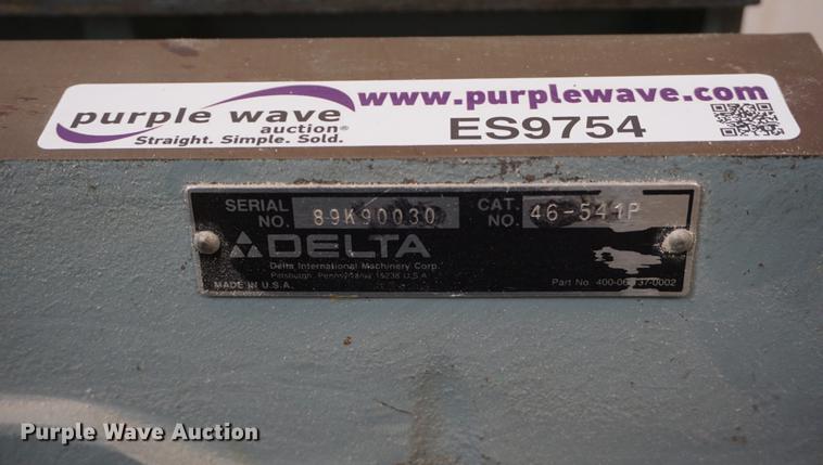 image for item ES9754 Delta wood lathe