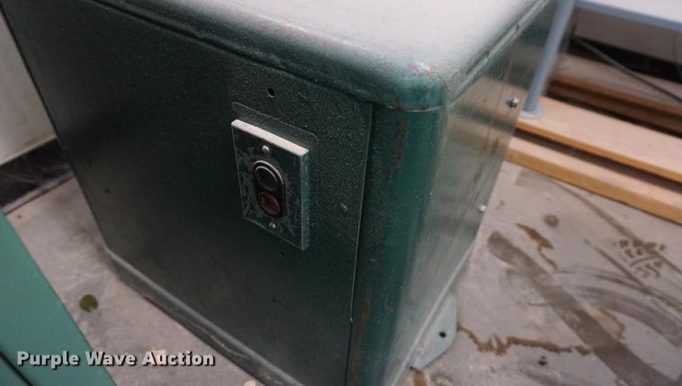 image for item ES9755 Powermatic band saw