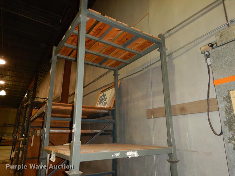 image for item ES9791 Stackable pallet racking