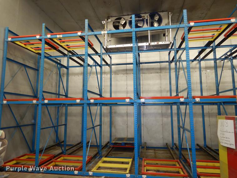 image for item ES9801 Rollback pallet racking