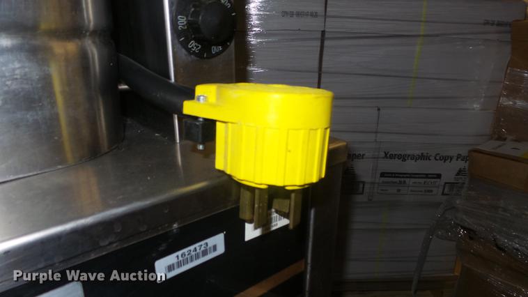 image for item EZ9398 Groen Goldline stainless steel braising pan