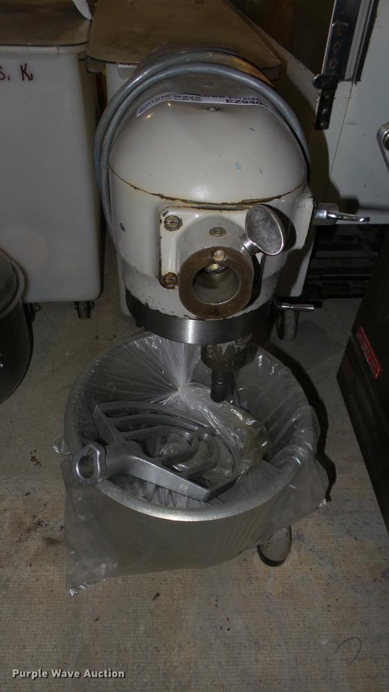 image for item EZ9401 Hobart A-200 mixer
