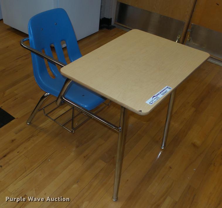 image for item EZ9407 Approximately 25 student desks