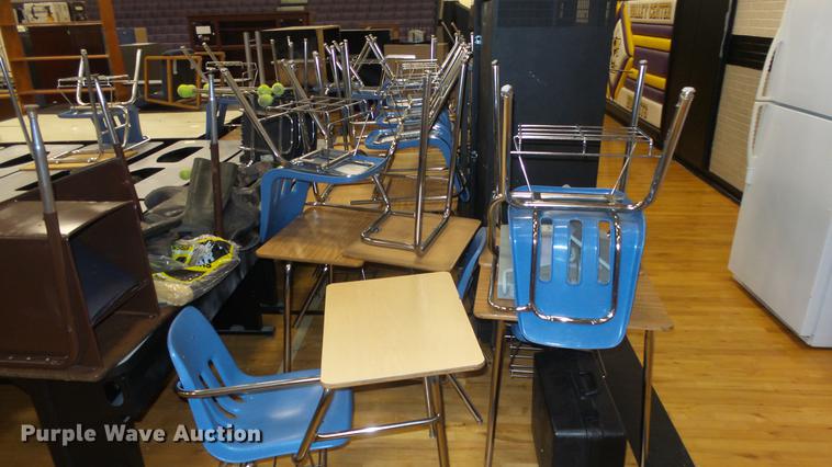 image for item EZ9407 Approximately 25 student desks