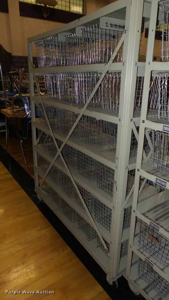 image for item EZ9409 (3) Neubauer basket style lockers