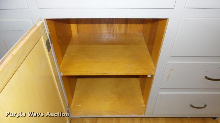 image for item EZ9410 Base cabinet