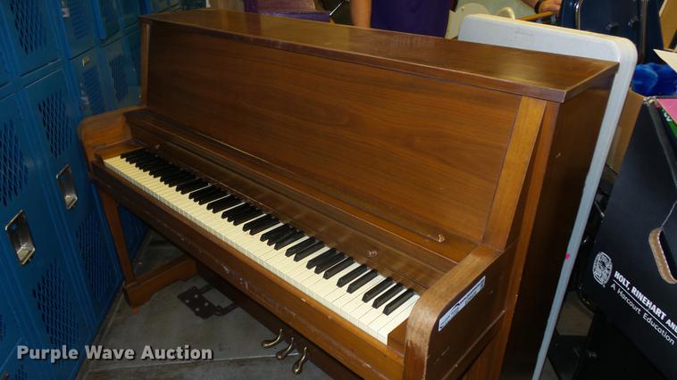 image for item EZ9420 Everett piano