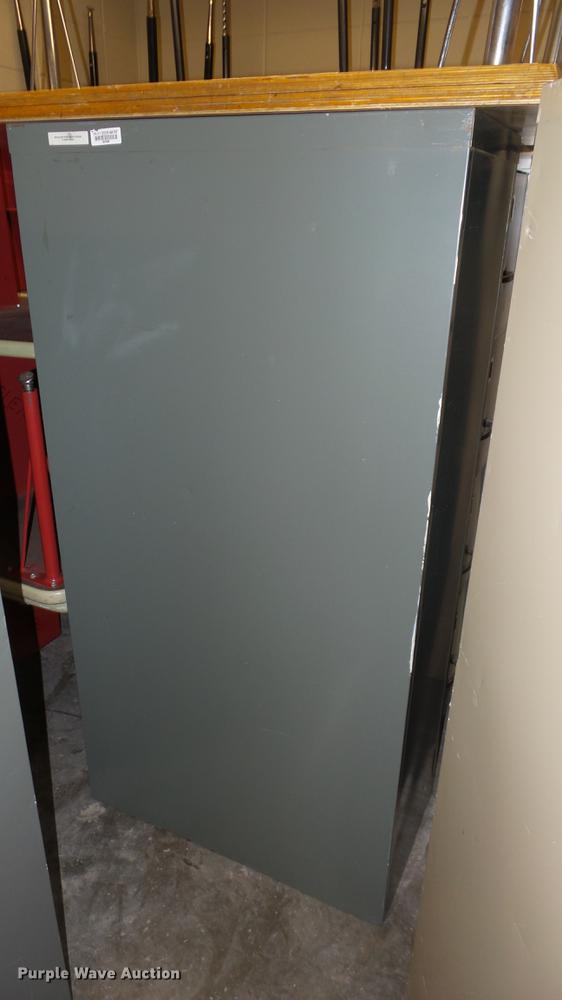 image for item EZ9427 (5) four drawer filing cabinets