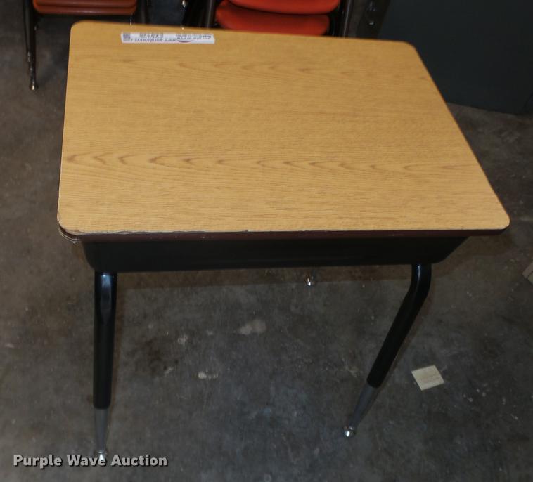 image for item EZ9428 Approximately 25 student desks