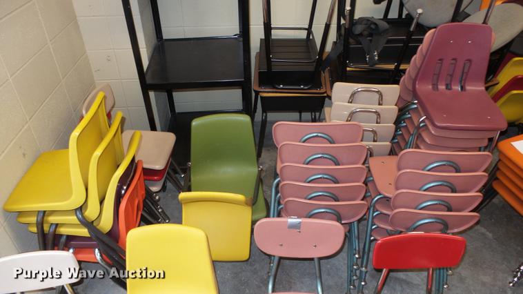image for item EZ9429 Approximately 40 chairs