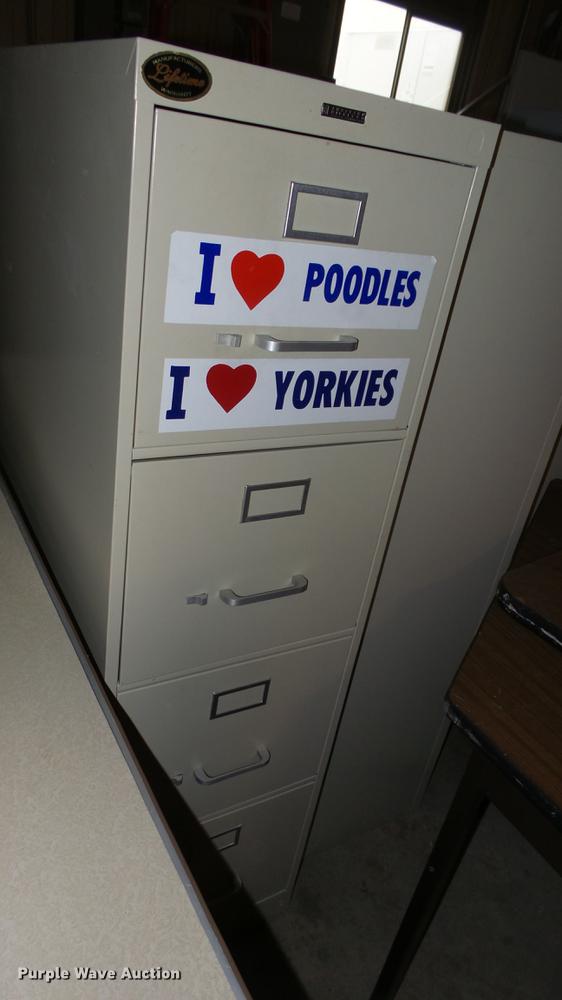 image for item EZ9430 (6) filing cabinets