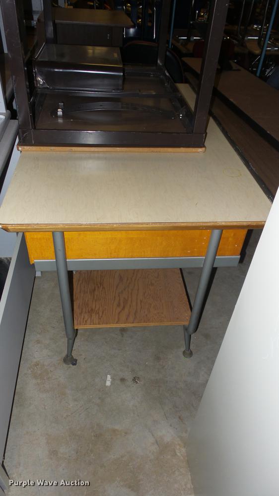 image for item EZ9431 (5) desks