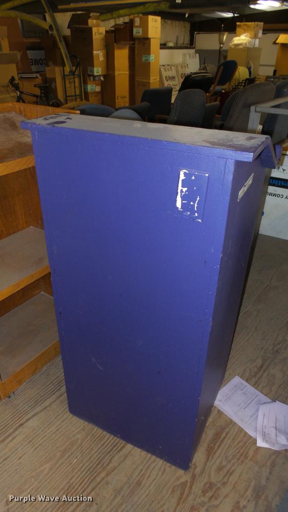 image for item EZ9445 (3) wood podiums