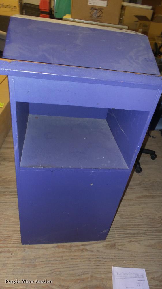 image for item EZ9445 (3) wood podiums