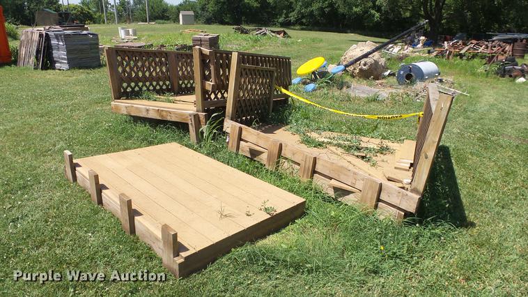 image for item EZ9456 (3) pieces of composite decking