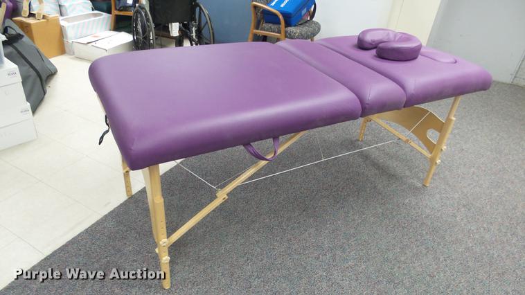 image for item EZ9457 Approximately 26 massage tables
