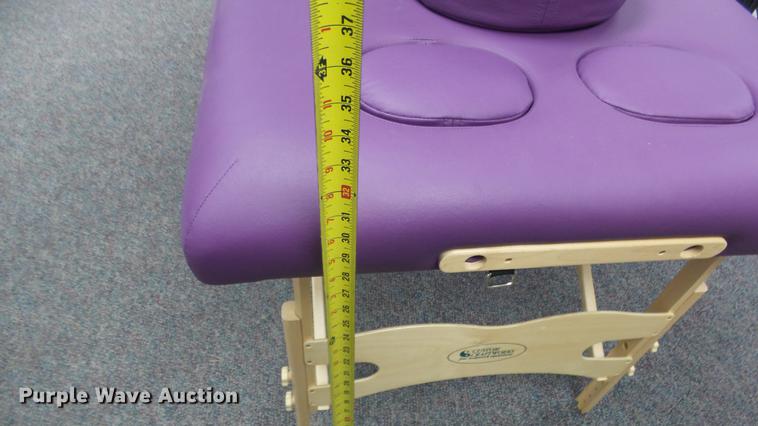 image for item EZ9457 Approximately 26 massage tables