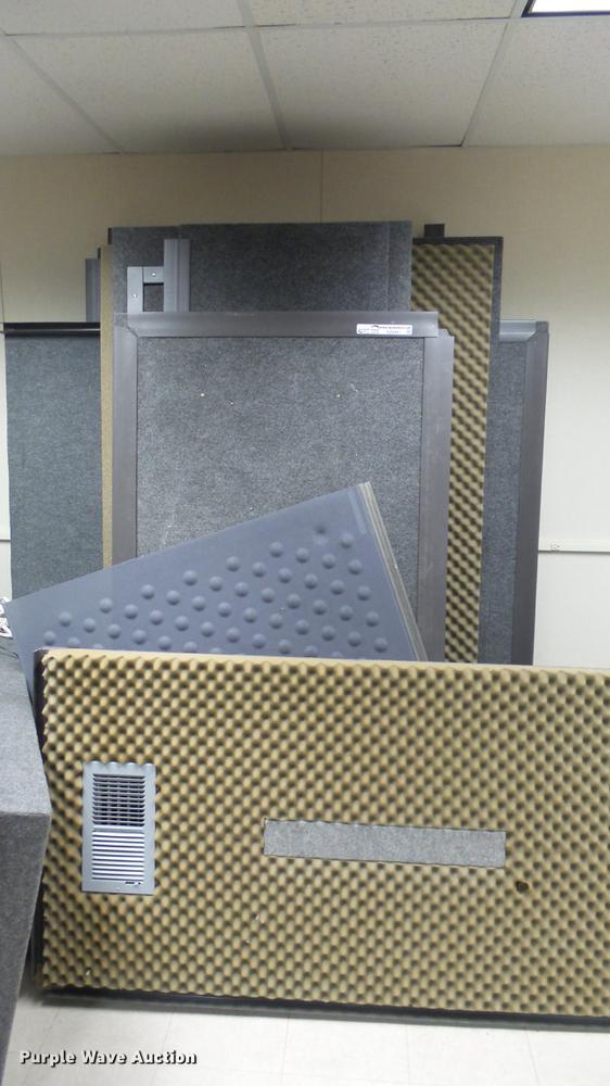 image for item EZ9461 (2) Gretch-Ken acoustics booths