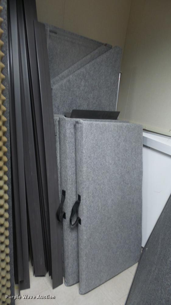 image for item EZ9461 (2) Gretch-Ken acoustics booths