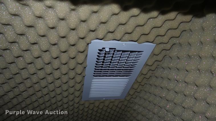 image for item EZ9461 (2) Gretch-Ken acoustics booths