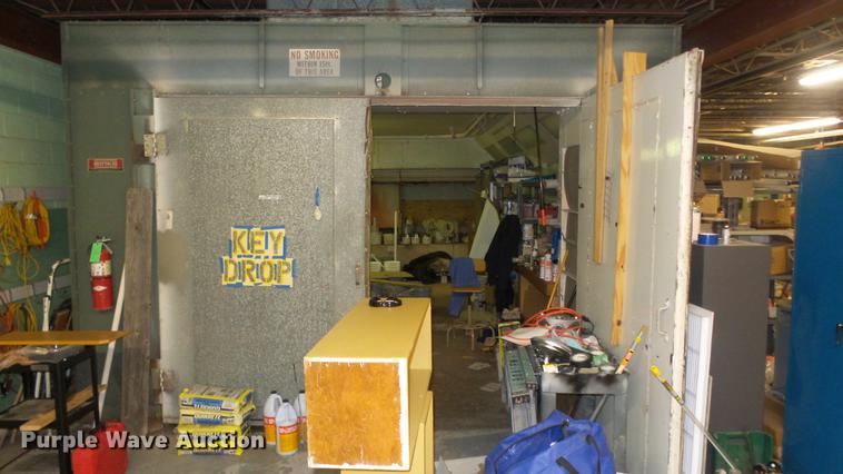 image for item EZ9466 Binks paint booth