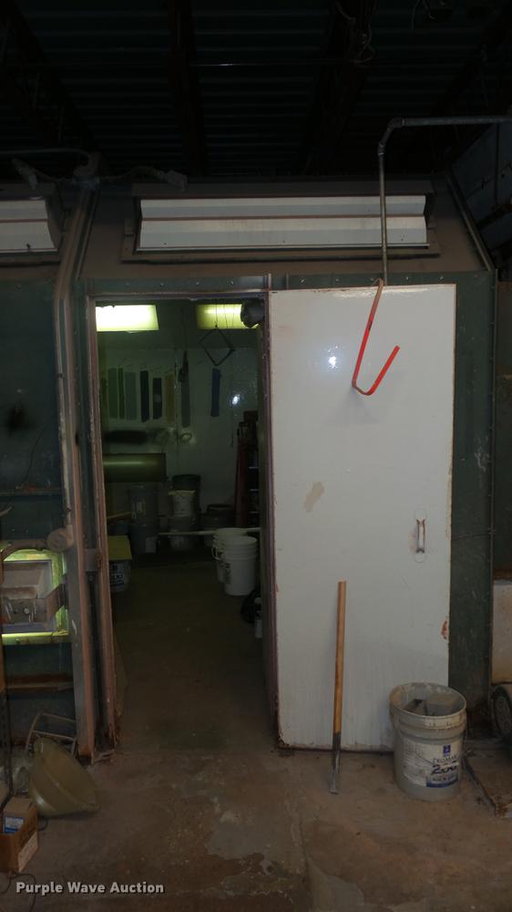 image for item EZ9466 Binks paint booth