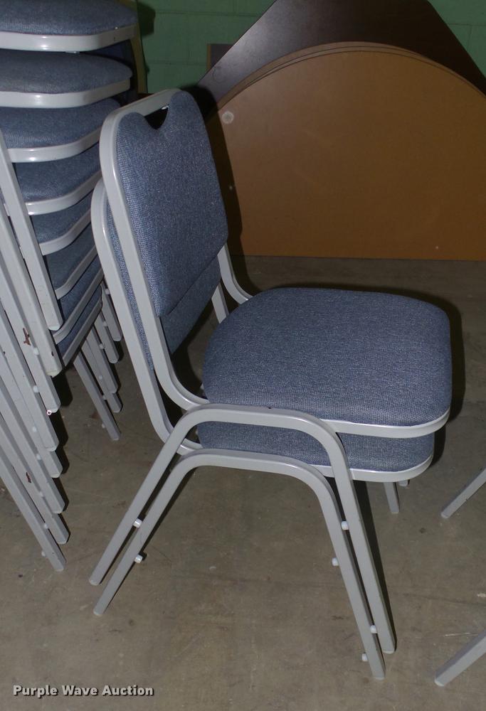 image for item EZ9470 Approximately 23 chairs