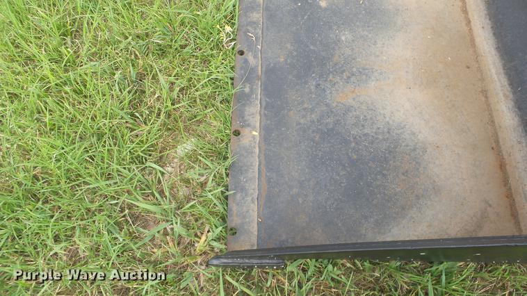 image for item EZ9485 Skid steer bucket