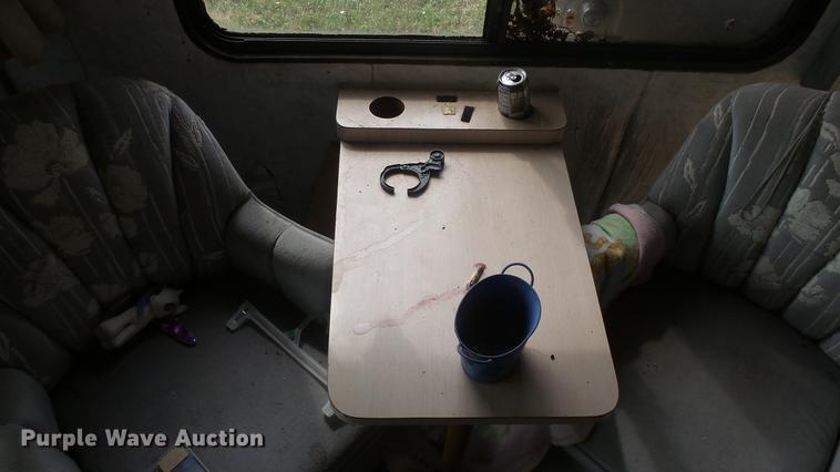 image for item EZ9486 1988 Chevrolet Pace Arrow RV