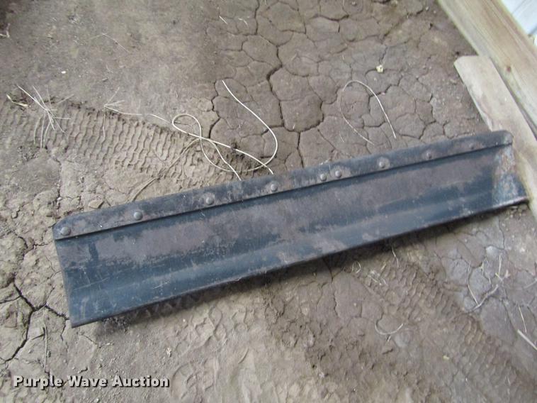 image for item BU9708 John Deere 300 lawn mower