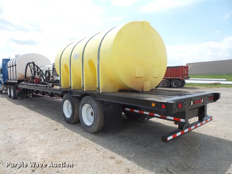 image for item DB6050 2002 Wade Services drop deck tank trailer