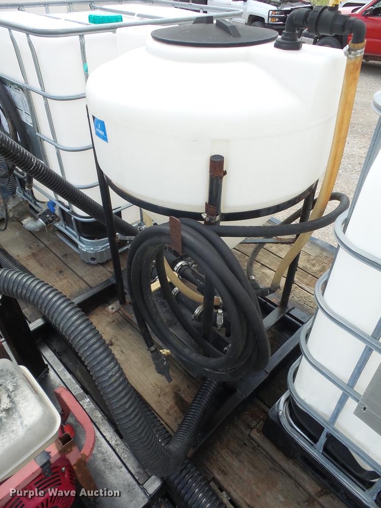 image for item DB6050 2002 Wade Services drop deck tank trailer