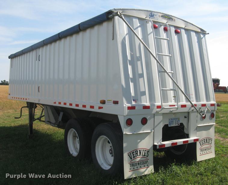 image for item DC2250 2001 Jet single hopper bottom grain trailer